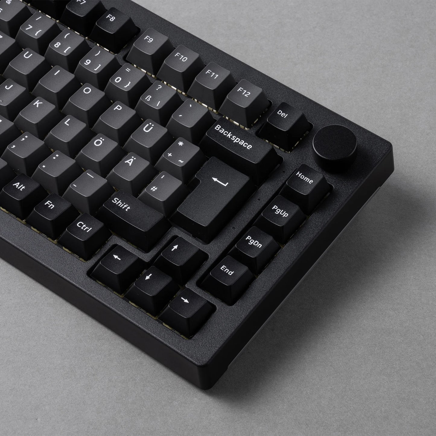 Akko 5075B Plus ANSI/ISO 75% Teclado mecânico para jogos 3/5 pinos Hot Swap três modos RGB 2,4 GHz sem fios/USB tipo C/BT 5.0